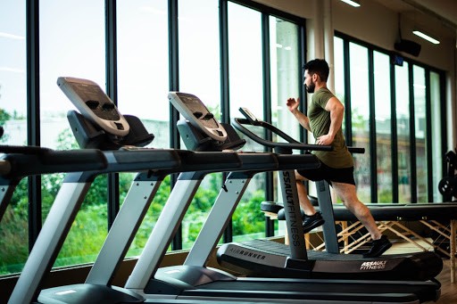The HIIT vs. LISS Showdown:  Is LISS the Best Answer to Your Cardio Equation?